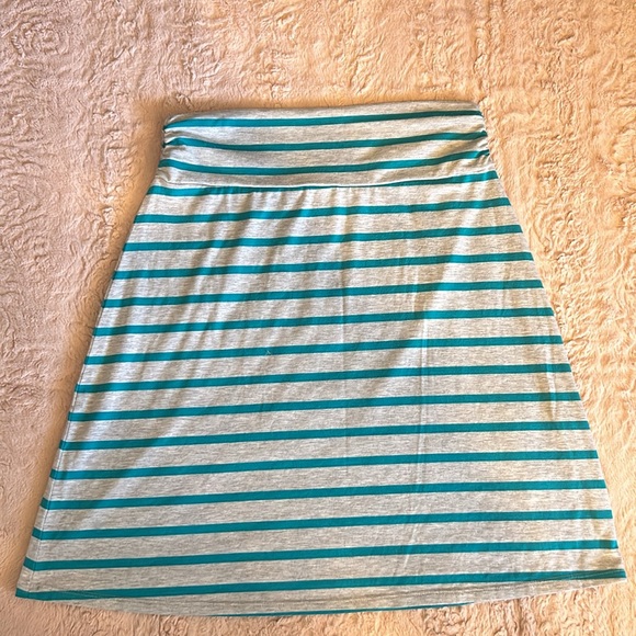 Striped skirt in size M (8-10) • Faded Glory - Picture 5 of 7